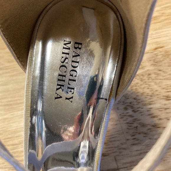 Badgley Mischka Kendall Hannah heels in silver - Picture 11 of 13